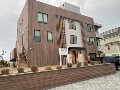 Modern Exterior West Hampton Beach, NY