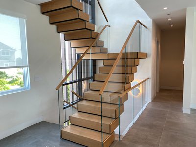 Modern staircase West Hampton Beach, NY